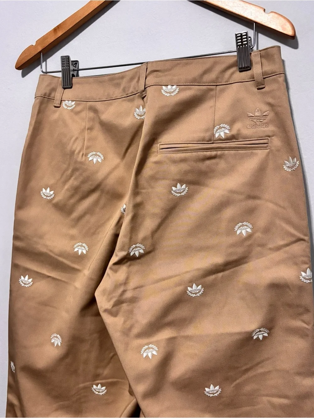 Adidas-Women Alllover Mini Crest Chino Pants - Picture 6 of 7